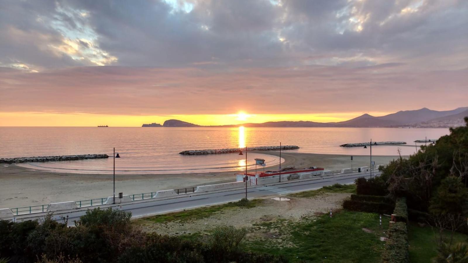 Bordoriva Apartman Formia Kültér fotó